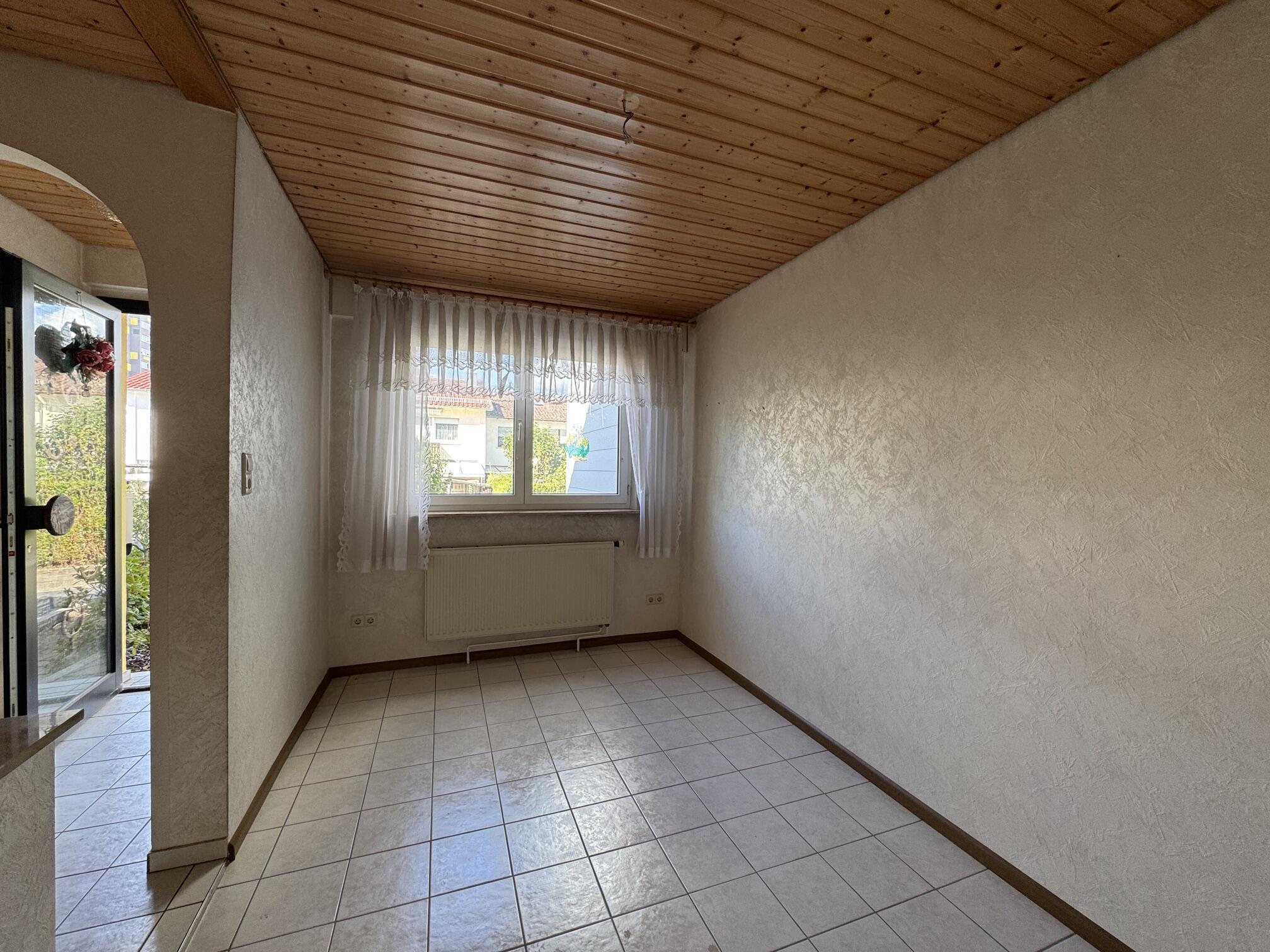 Offenes Zimmer EG
